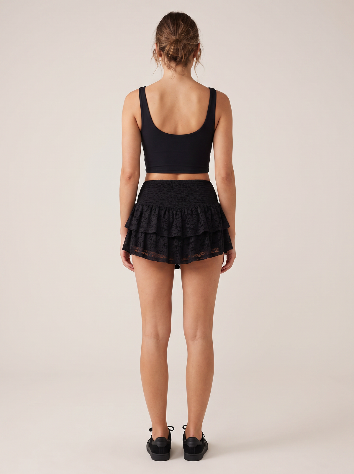 Falda Pantalón de Encaje con Volantes